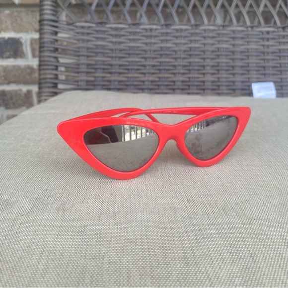 Cateye sunglasses - Picture 2 of 2